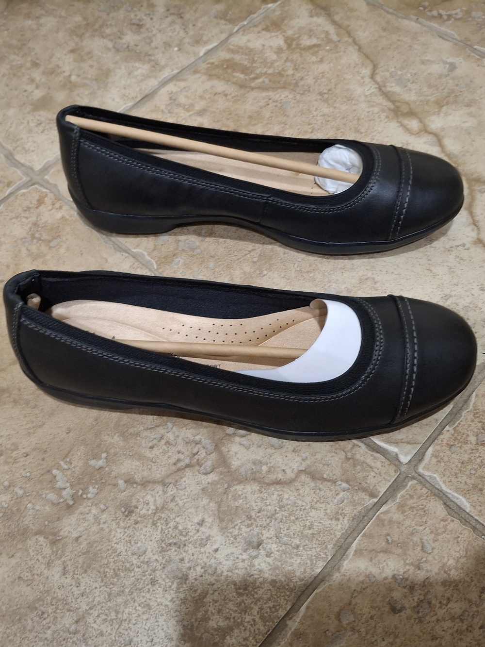 NIB Retail $85 Clarks Black Women's Leather Ballet Flats Style Meadow Opal - Picture 4 of 7